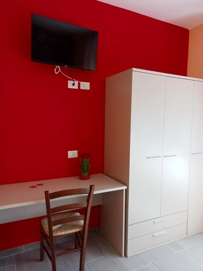 Lungomare Bed Rooms Санта Мария Наварезе Екстериор снимка