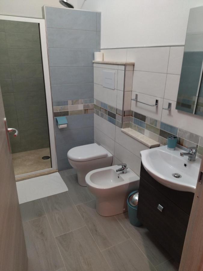 Lungomare Bed Rooms Санта Мария Наварезе Екстериор снимка