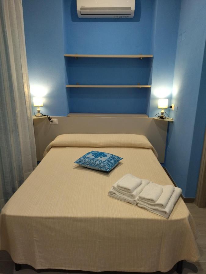 Lungomare Bed Rooms Санта Мария Наварезе Екстериор снимка